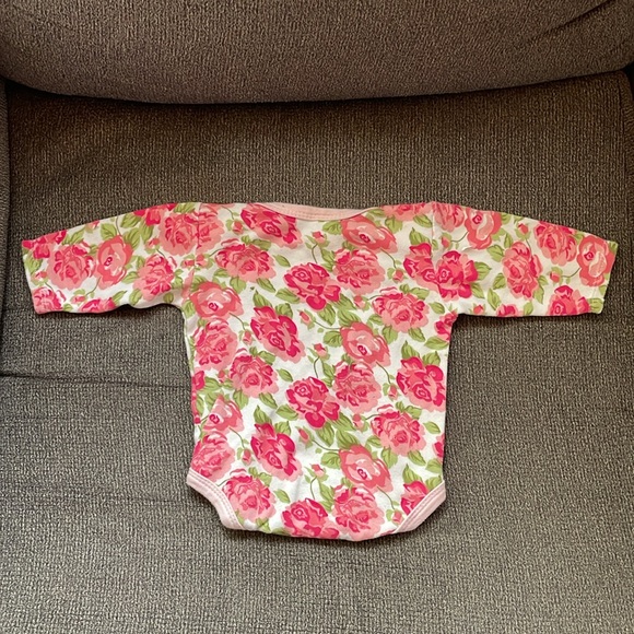Mon Cheri Pink Floral Long Sleeve Onesies Size 0-3M - Picture 3 of 4